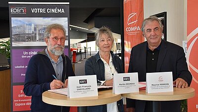 Signature de la convention d'exploitation 2024-2029 du Cinéma Eden 3 Signature de la convention d'exploitation 2024-2029 du Cinéma Eden 3